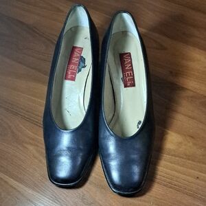 Vaneli Black Leather Square-Toe Low Heel Pumps